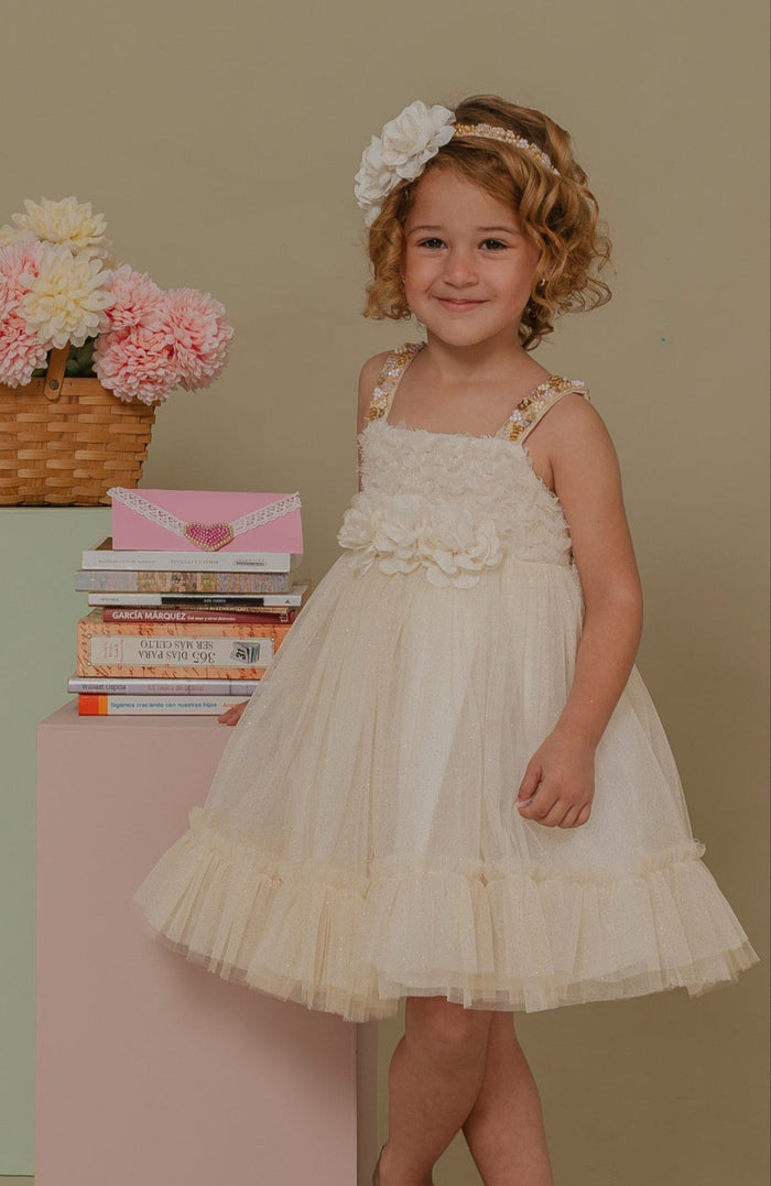 Vestido Para niña Alas Beige  (PRE-ORDEN - ENTREGA EN 15 DÍAS)