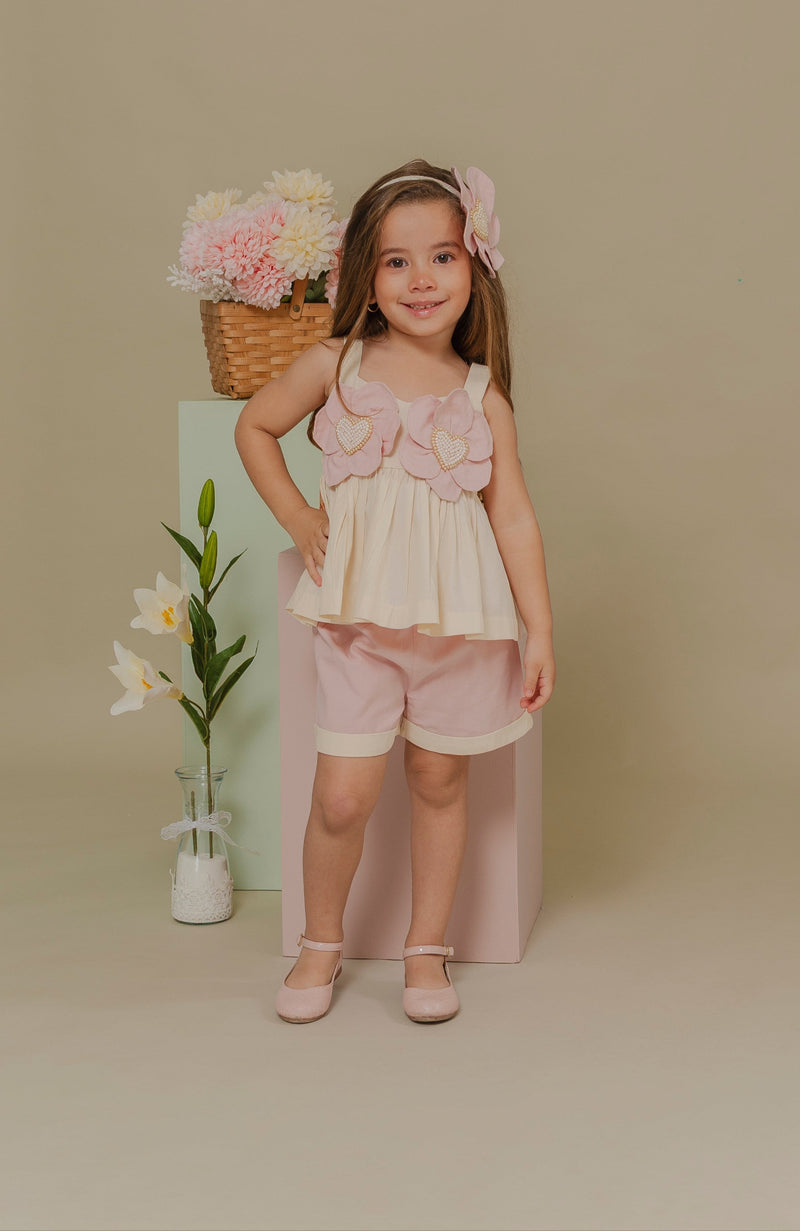 Conjunto Para Bebita Ecos Beige  (PRE-ORDEN - ENTREGA EN 15 DÍAS)