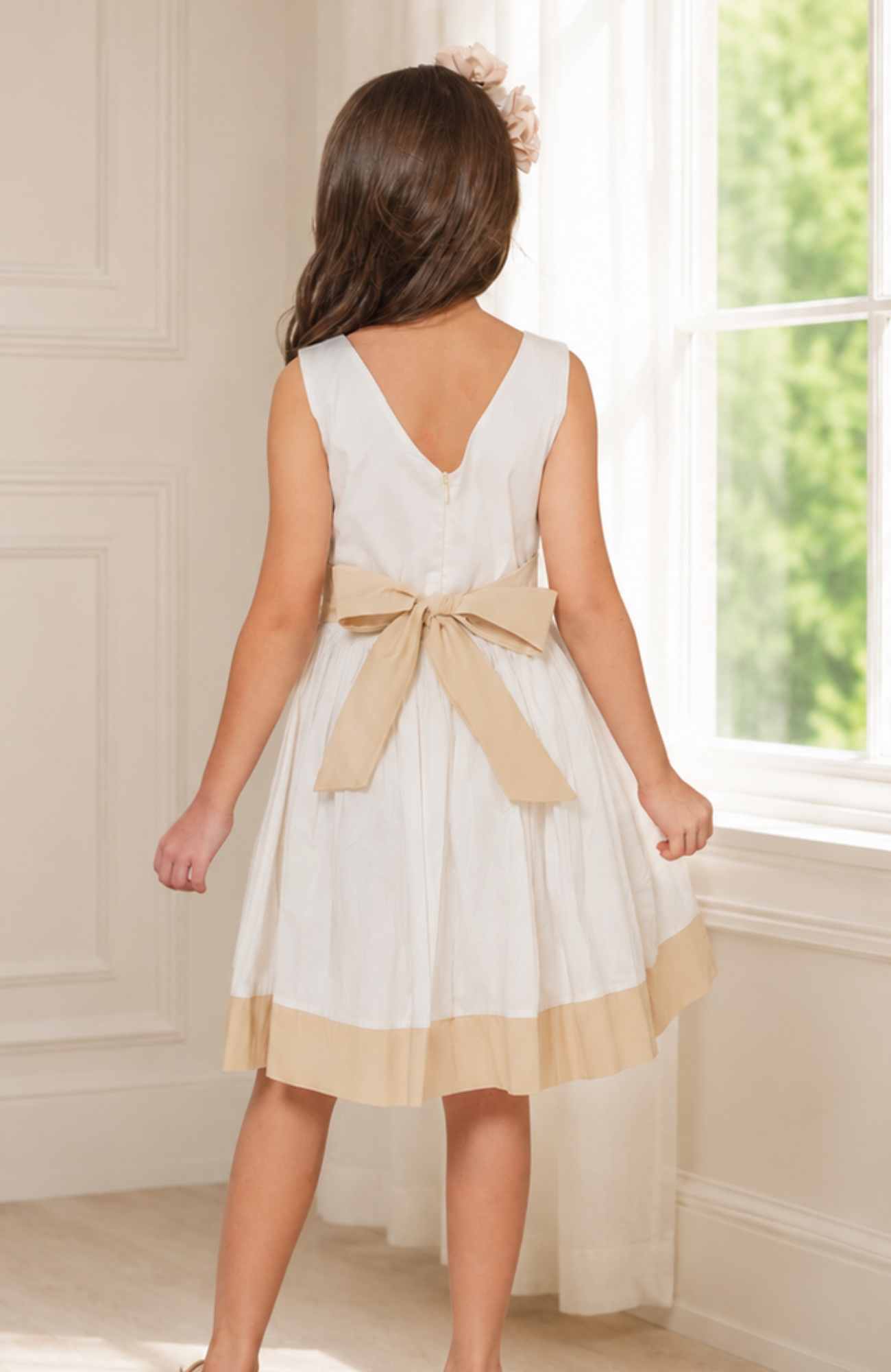 Elegant Beige Girls Dress Musica – Luxury Flower Girl & Party Dress